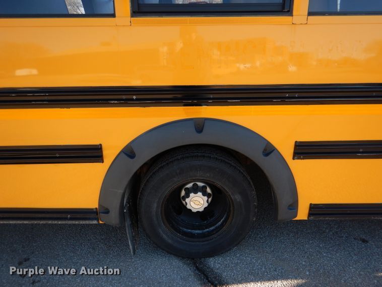 image for item DL2145 2011 Chevrolet Express G3500  school bus