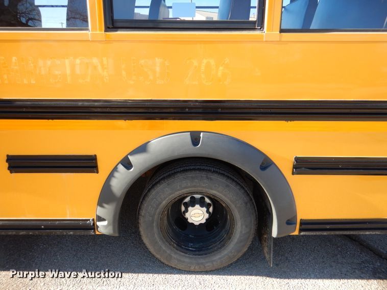 image for item DL2145 2011 Chevrolet Express G3500  school bus