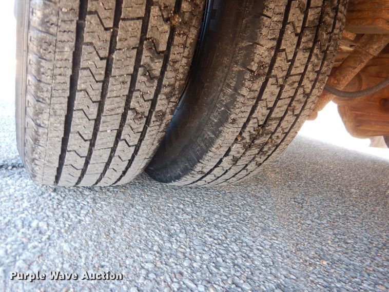 image for item DL2145 2011 Chevrolet Express G3500  school bus