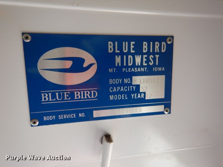 image for item DL2146 2002 International 3800  school bus