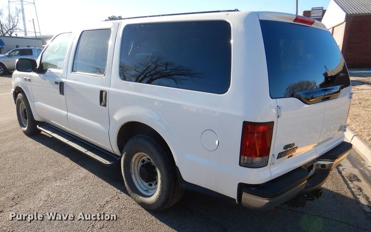 image for item DL2147 2003 Ford Excursion XLT  SUV