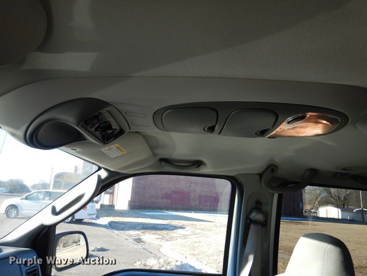 image for item DL2147 2003 Ford Excursion XLT  SUV