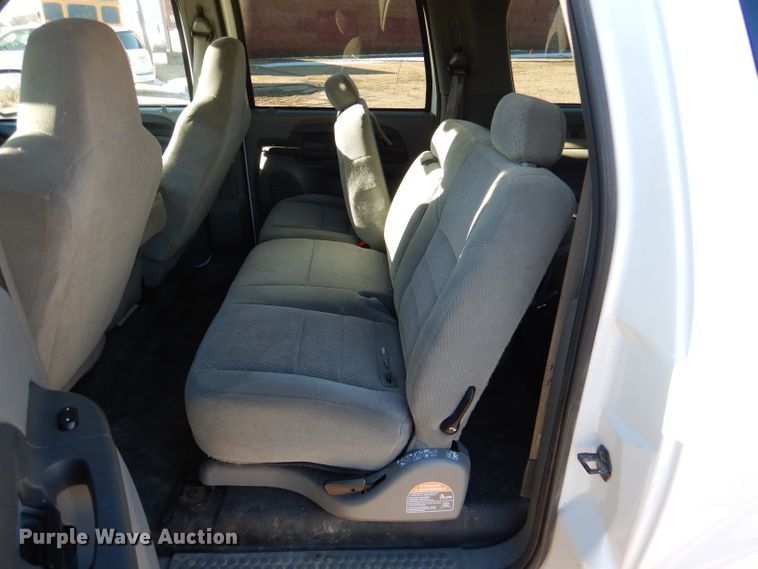 image for item DL2147 2003 Ford Excursion XLT  SUV