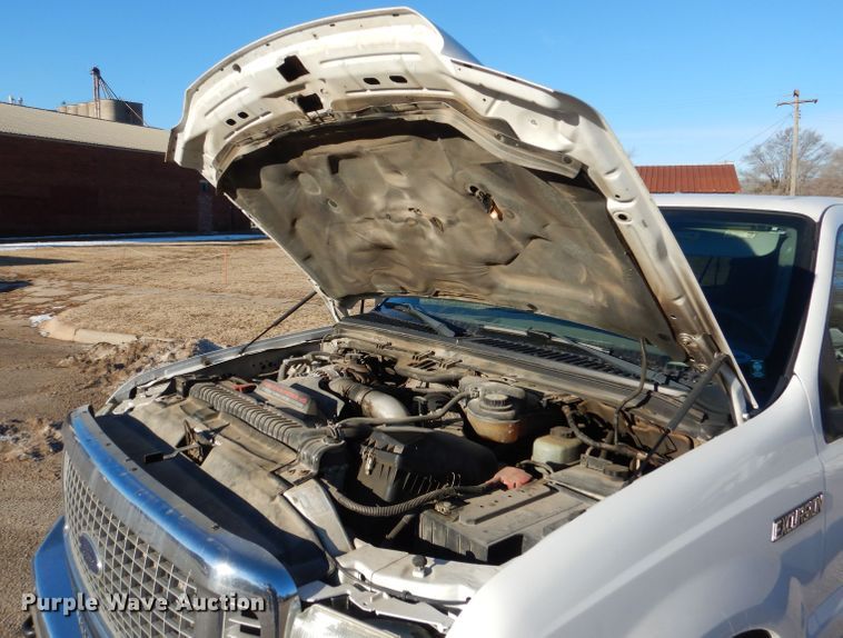 image for item DL2147 2003 Ford Excursion XLT  SUV