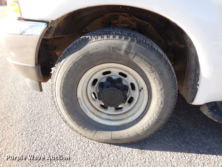 image for item DL2147 2003 Ford Excursion XLT  SUV