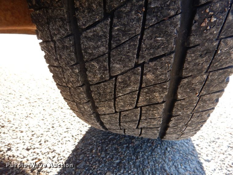 image for item DL2147 2003 Ford Excursion XLT  SUV