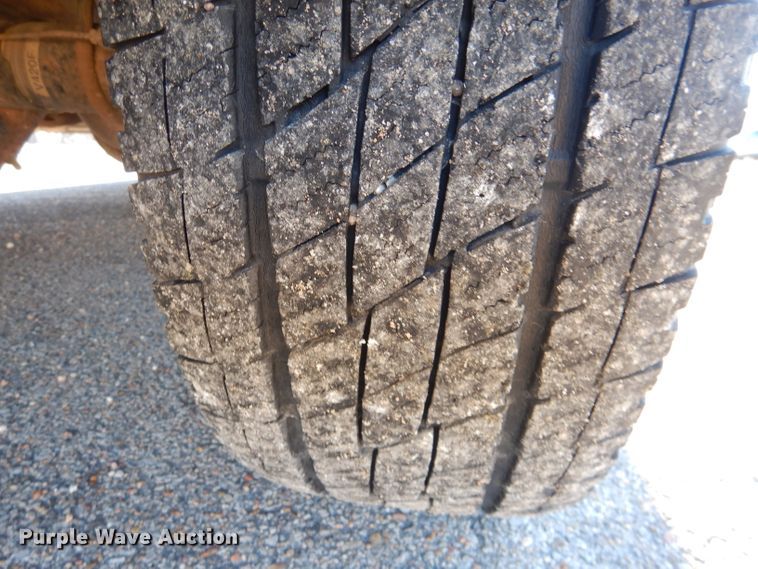 image for item DL2147 2003 Ford Excursion XLT  SUV