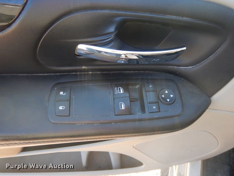 image for item DL2148 2012 Dodge Grand Caravan  van