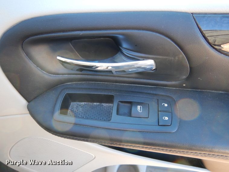 image for item DL2148 2012 Dodge Grand Caravan  van