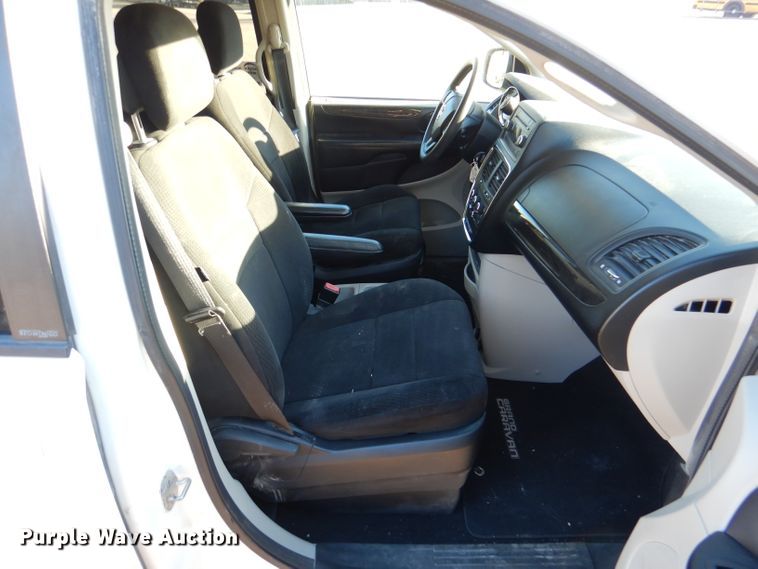 image for item DL2148 2012 Dodge Grand Caravan  van