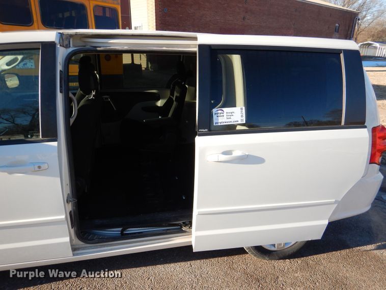 image for item DL2148 2012 Dodge Grand Caravan  van
