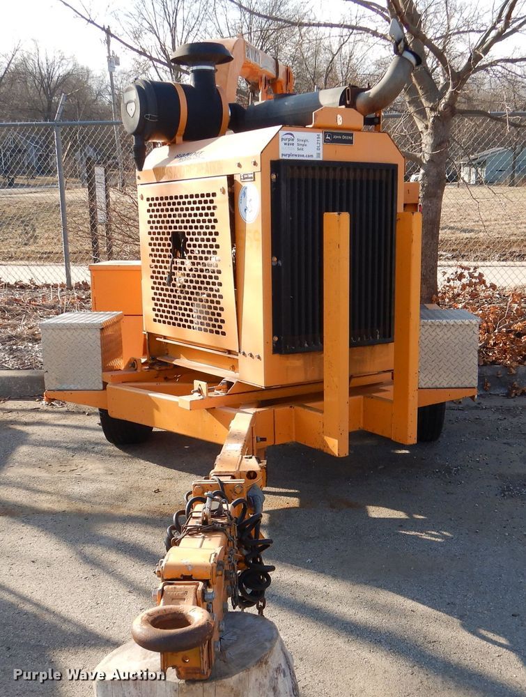 image for item DL2194 2005 Bandit 250  wood chipper