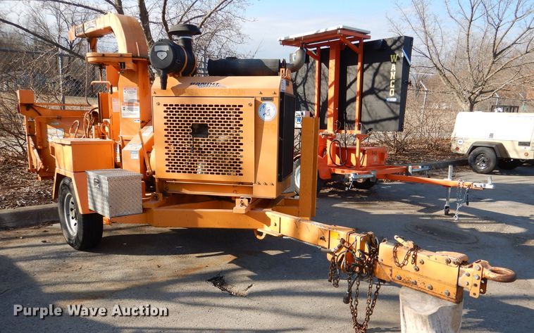 image for item DL2194 2005 Bandit 250  wood chipper
