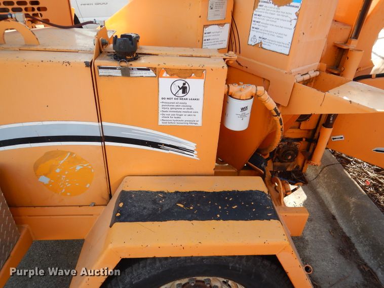 image for item DL2194 2005 Bandit 250  wood chipper