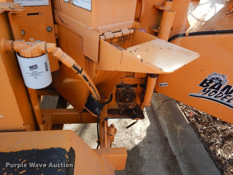 image for item DL2194 2005 Bandit 250  wood chipper