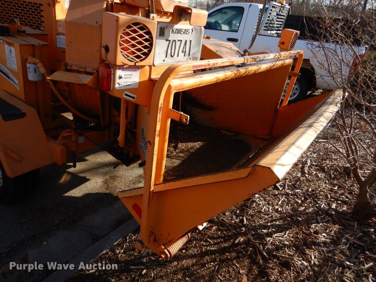 image for item DL2194 2005 Bandit 250  wood chipper