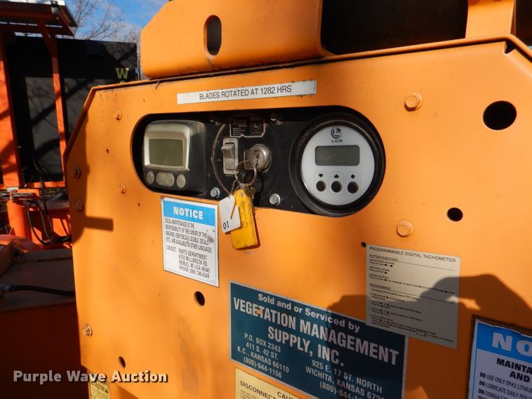 image for item DL2194 2005 Bandit 250  wood chipper