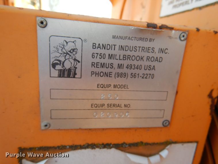 image for item DL2194 2005 Bandit 250  wood chipper