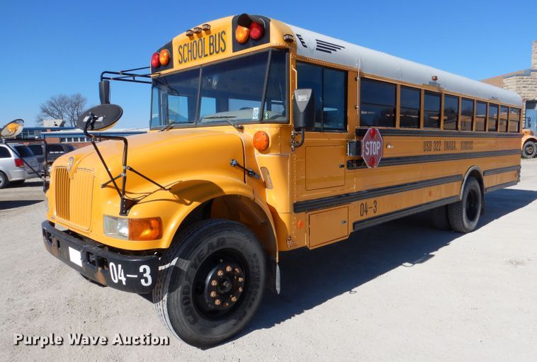 image for item DL2207 2004 International CE300  school bus