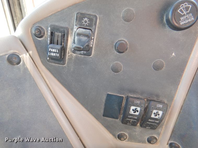 image for item DL2207 2004 International CE300  school bus