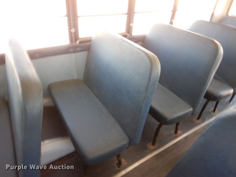 image for item DL2207 2004 International CE300  school bus