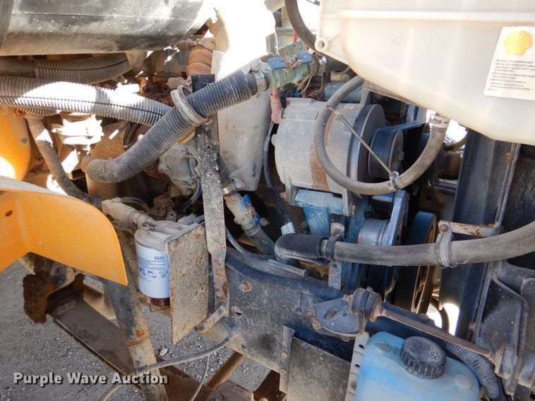 image for item DL2207 2004 International CE300  school bus