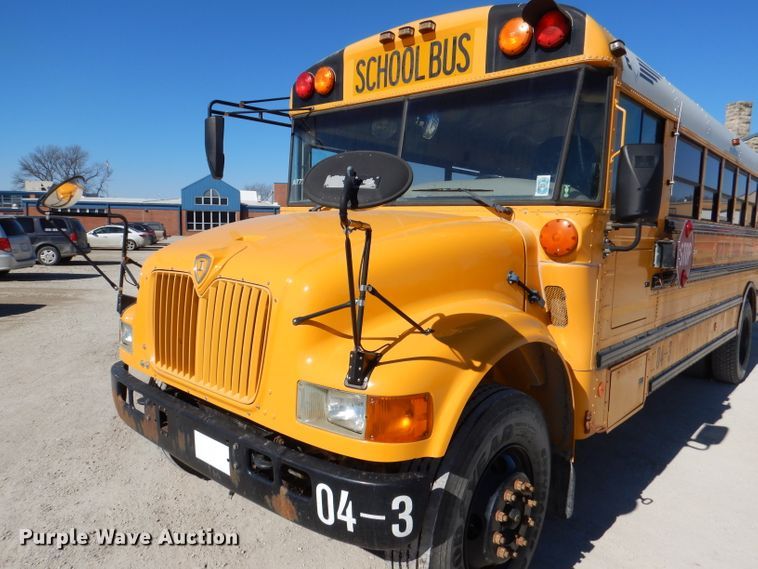 image for item DL2207 2004 International CE300  school bus