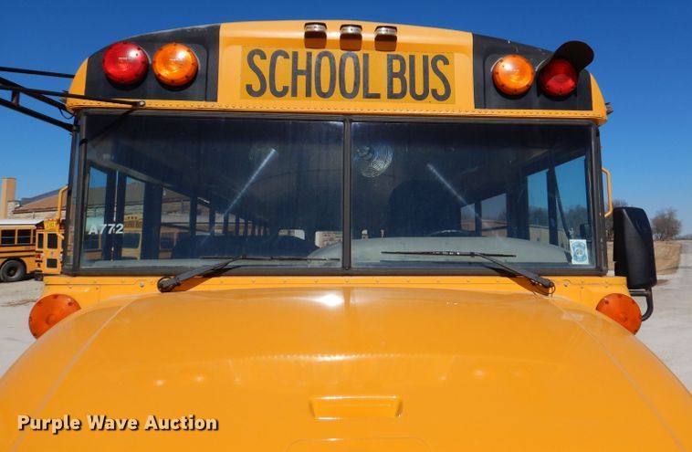 image for item DL2207 2004 International CE300  school bus