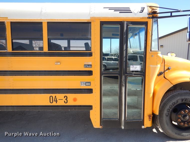 image for item DL2207 2004 International CE300  school bus