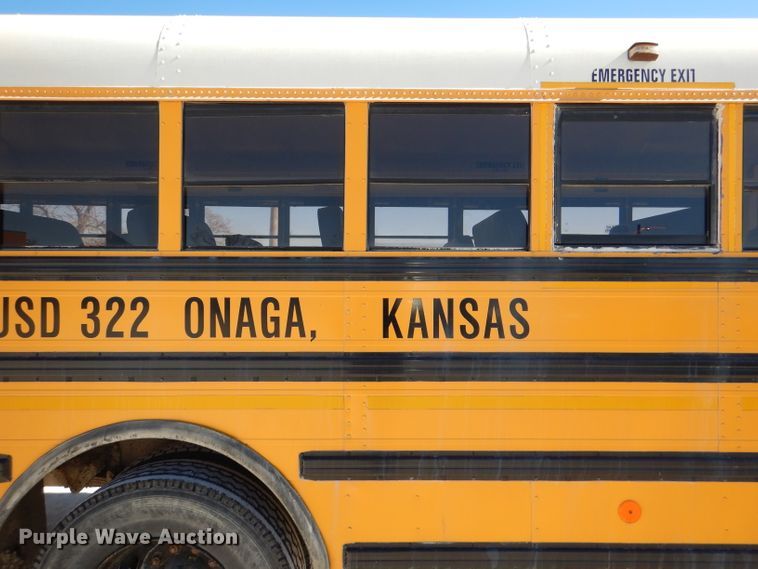 image for item DL2207 2004 International CE300  school bus