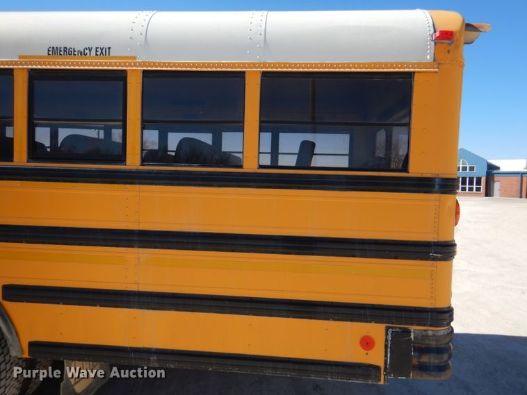 image for item DL2207 2004 International CE300  school bus