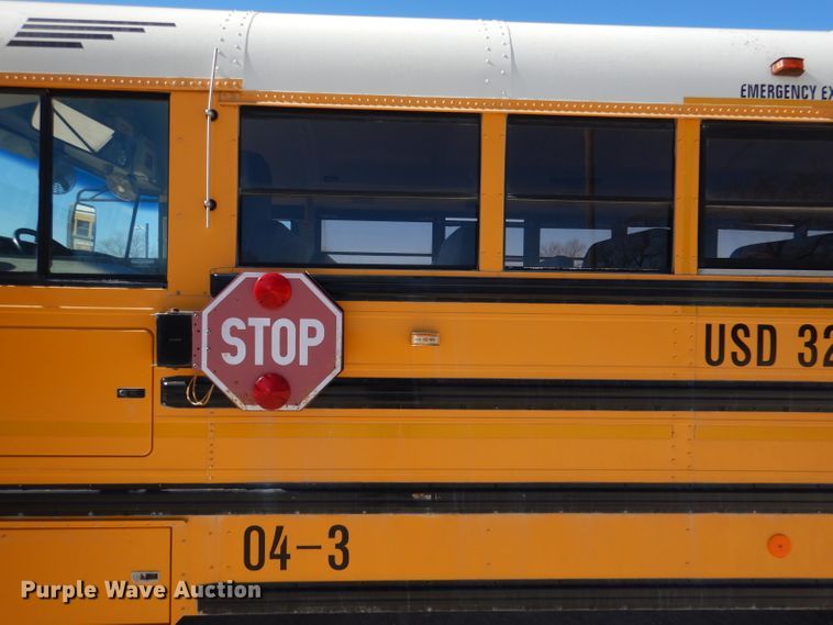 image for item DL2207 2004 International CE300  school bus