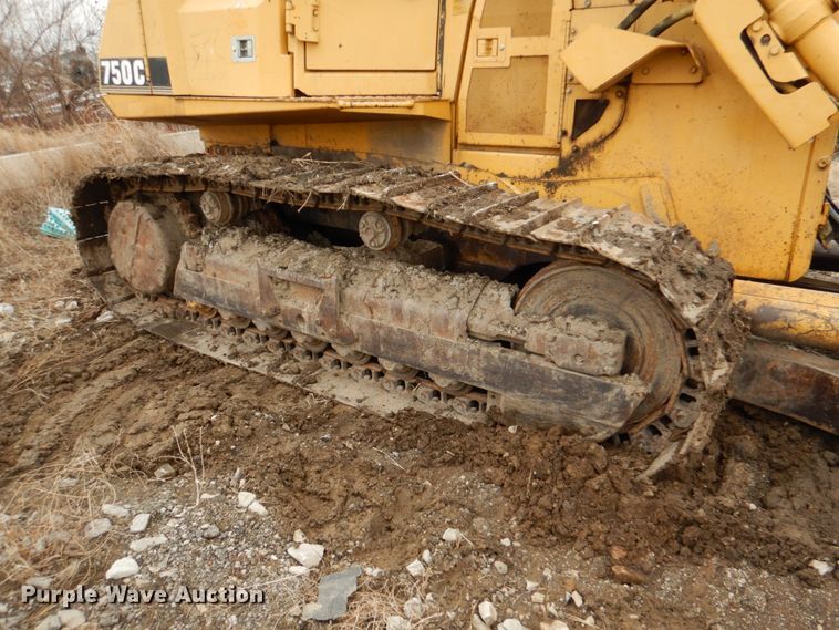 image for item DN6127 1995 John Deere 750C  dozer