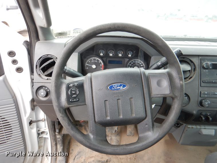 image for item DN6132 2012 Ford F350 Super Duty  pickup truck