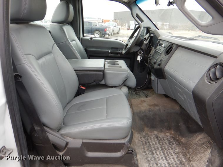 image for item DN6133 2012 Ford F350 Super Duty  pickup truck