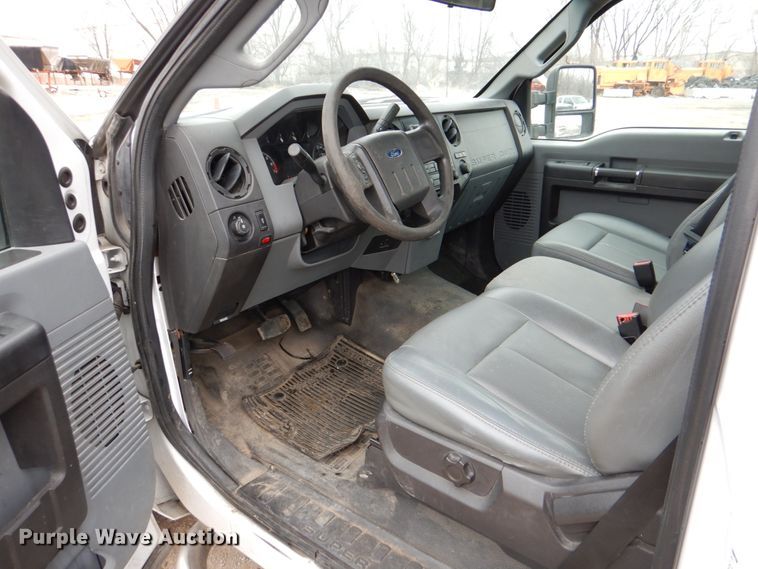 image for item DN6134 2012 Ford F350 Super Duty  pickup truck