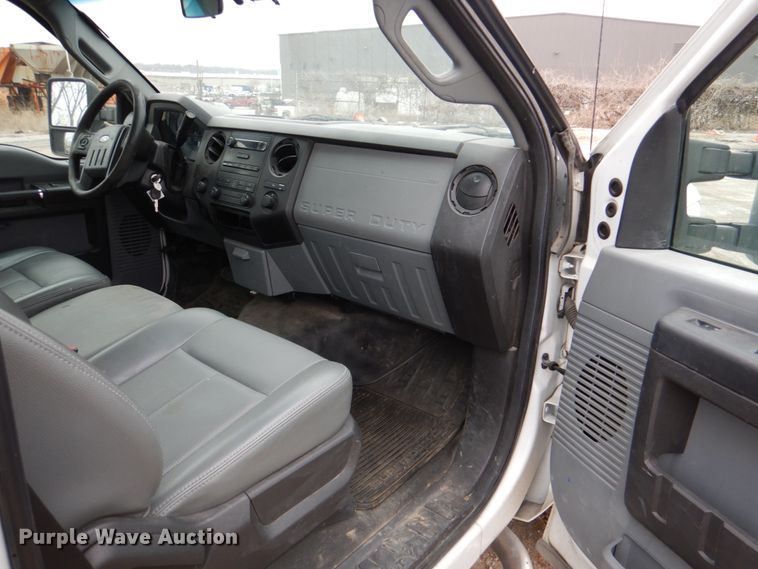 image for item DN6134 2012 Ford F350 Super Duty  pickup truck