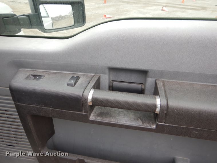 image for item DN6134 2012 Ford F350 Super Duty  pickup truck