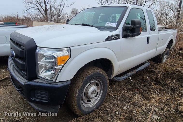 image for item DN6135 2014 Ford F350 Super Duty  SuperCab pickup truck