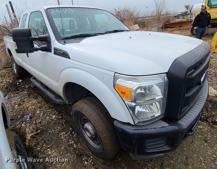 image for item DN6135 2014 Ford F350 Super Duty  SuperCab pickup truck