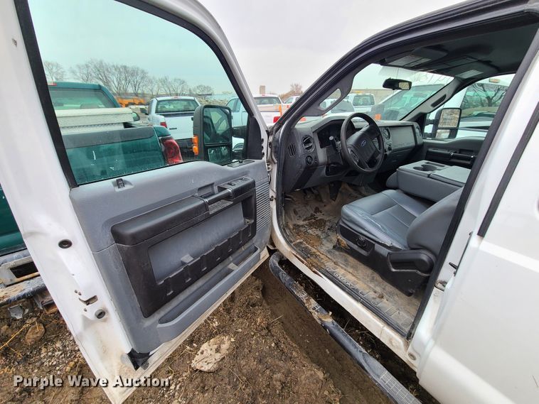 image for item DN6135 2014 Ford F350 Super Duty  SuperCab pickup truck