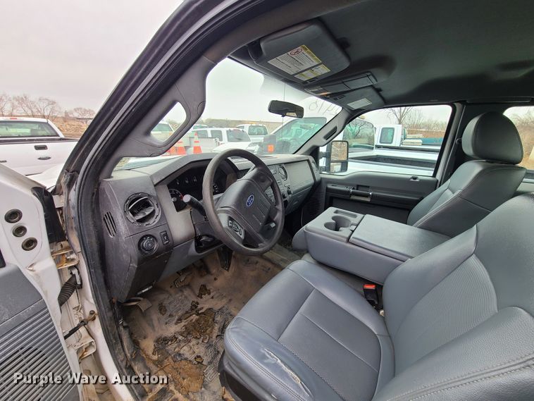 image for item DN6135 2014 Ford F350 Super Duty  SuperCab pickup truck