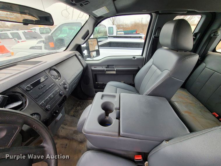 image for item DN6135 2014 Ford F350 Super Duty  SuperCab pickup truck