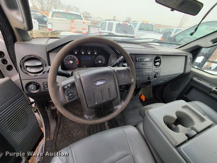 image for item DN6136 2012 Ford F350 Super Duty  pickup truck