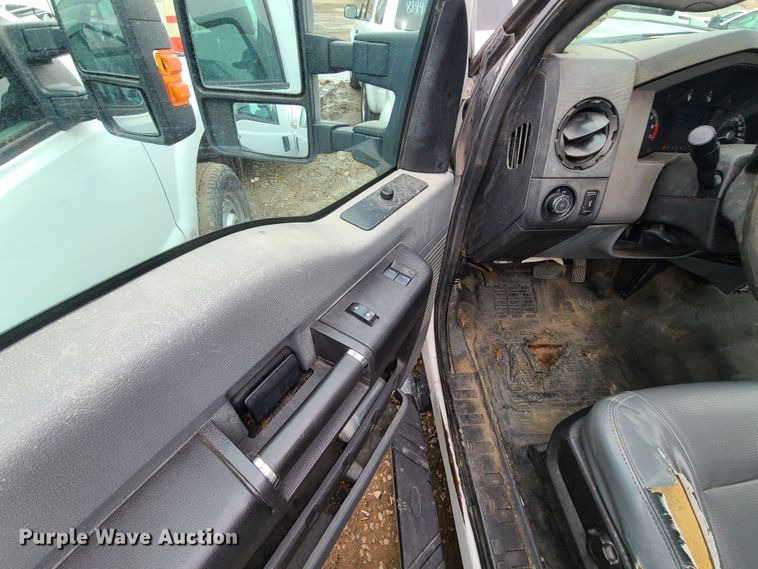 image for item DN6138 2012 Ford F350 Super Duty  pickup truck