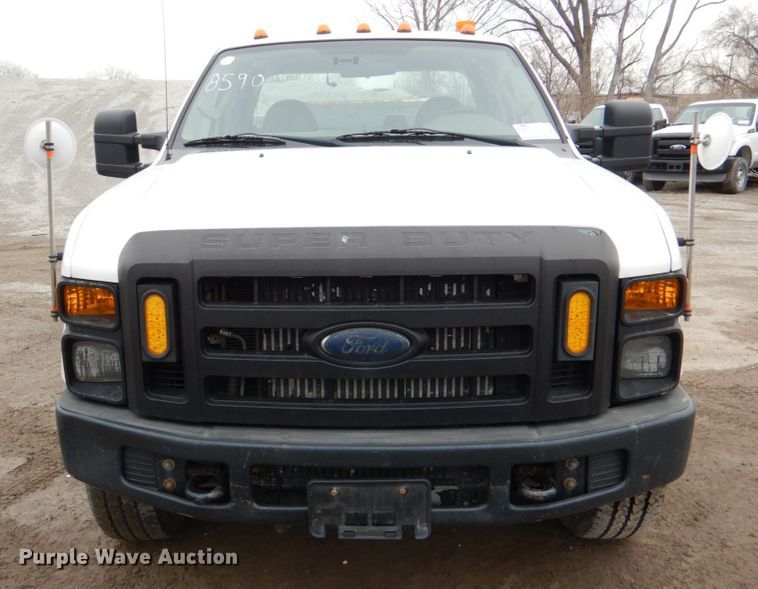 image for item DN6141 2008 Ford F350 Super Duty  SuperCab utility bed pickup truck