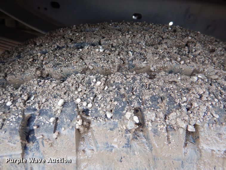 image for item DN6141 2008 Ford F350 Super Duty  SuperCab utility bed pickup truck