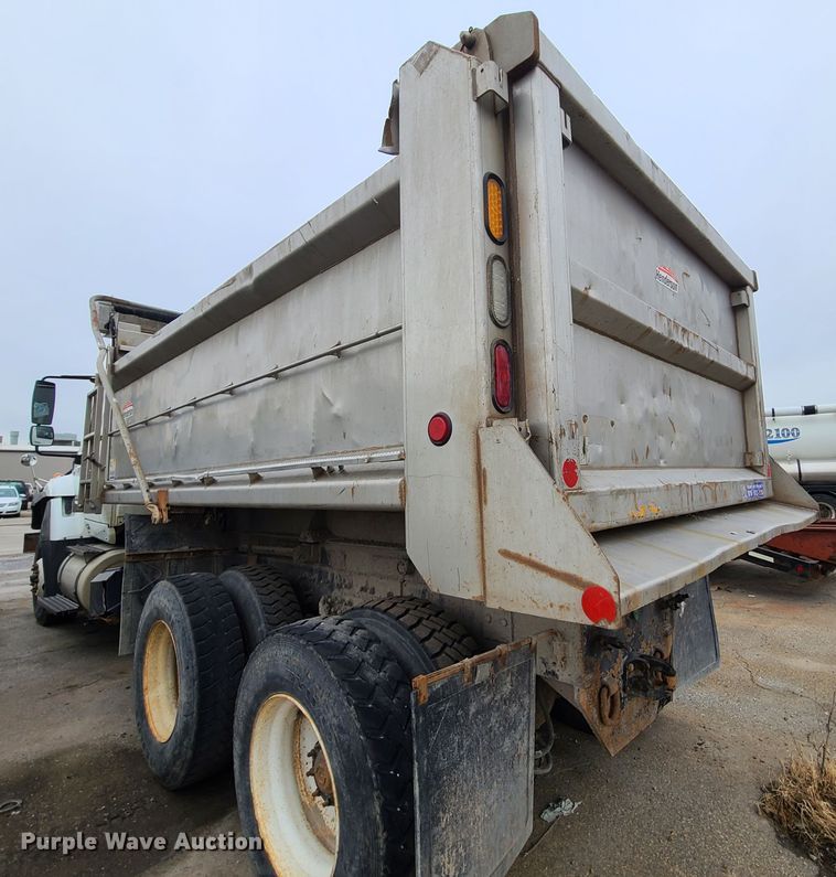 image for item DN6146 2014 International 7500  dump truck