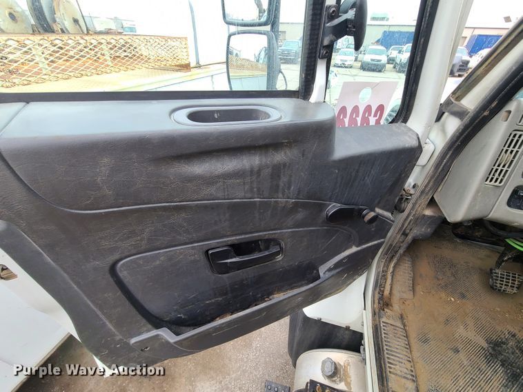 image for item DN6146 2014 International 7500  dump truck