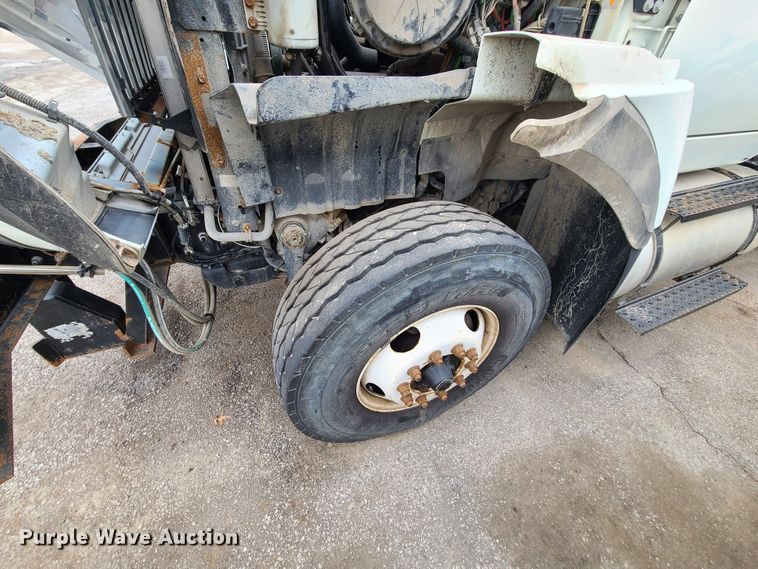 image for item DN6146 2014 International 7500  dump truck